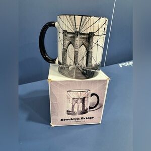 Brooklyn Bridge Ceramic Mug - Black and White